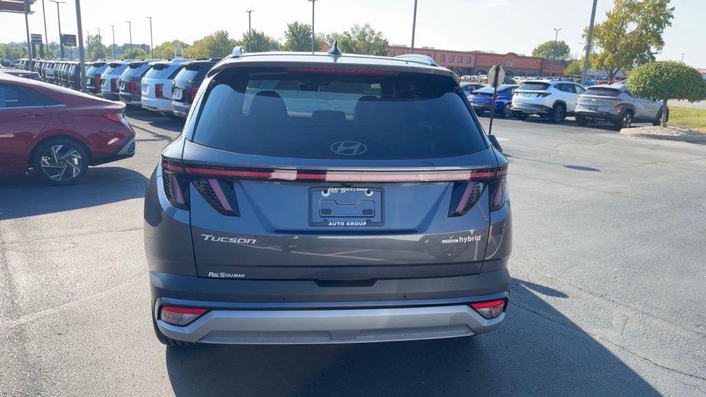new 2025 Hyundai TUCSON Hybrid car, priced at $42,838