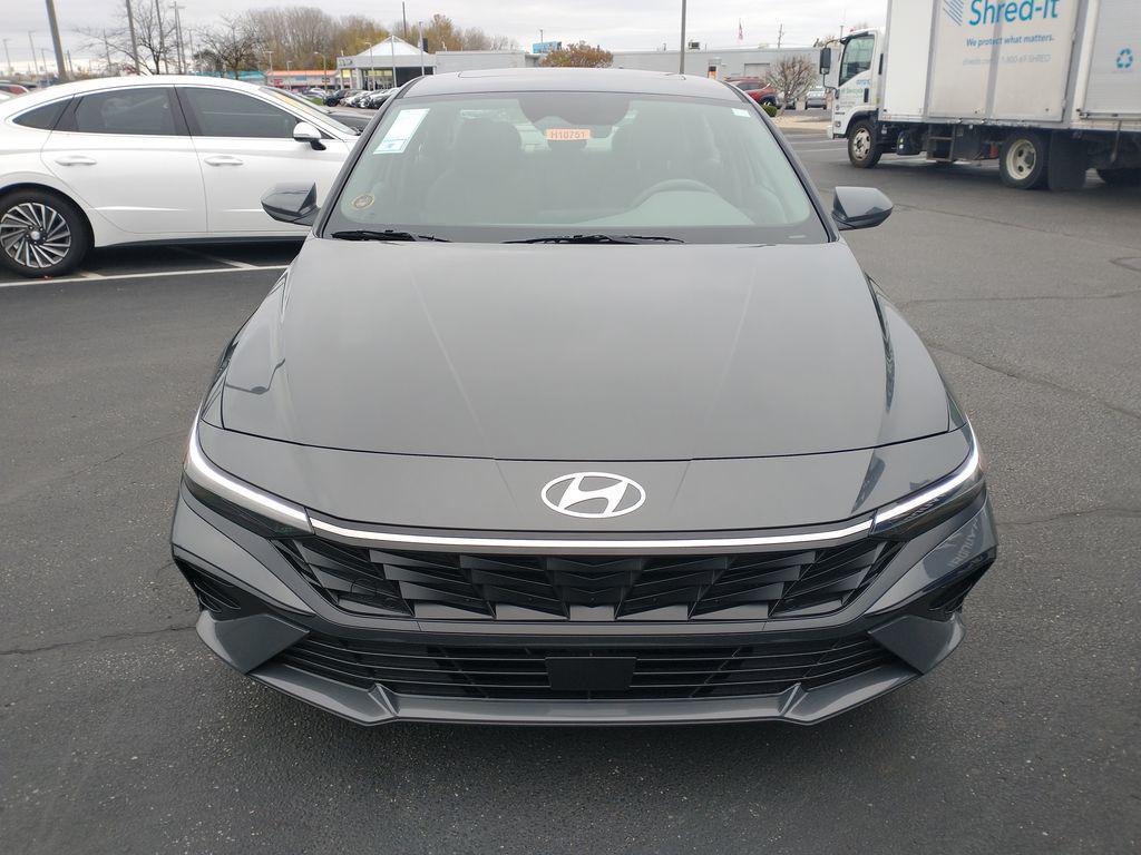 new 2025 Hyundai Elantra car, priced at $25,104