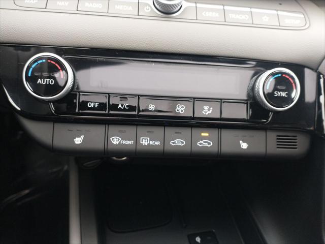 new 2025 Hyundai Elantra car, priced at $26,354
