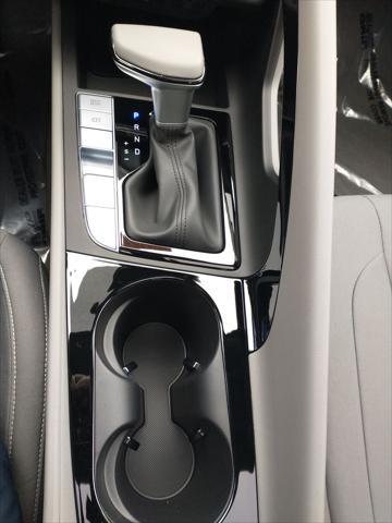 new 2025 Hyundai Elantra car, priced at $26,354