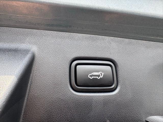 used 2022 Hyundai TUCSON Hybrid car, priced at $30,990