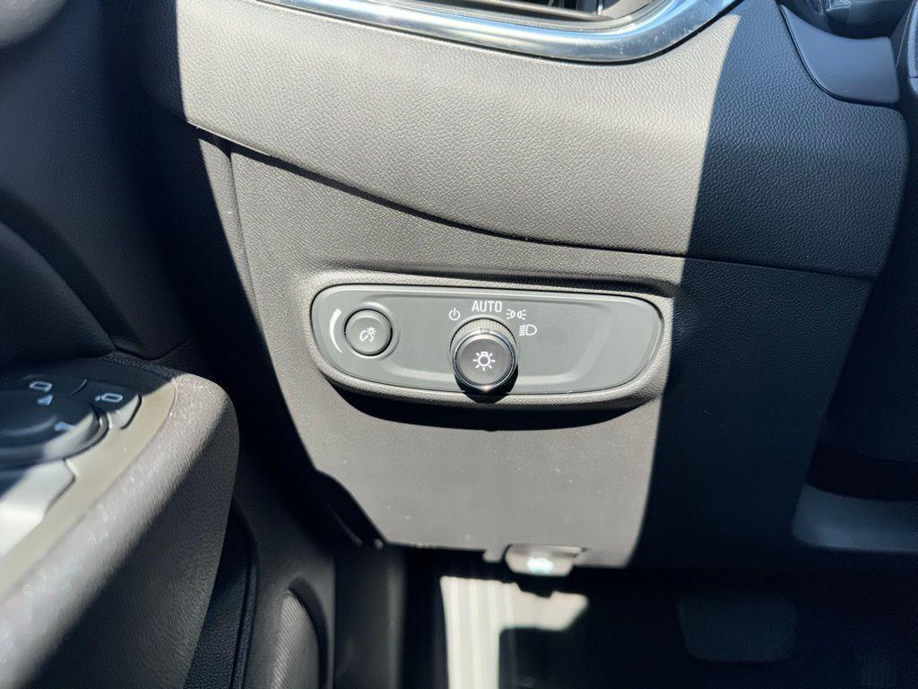 used 2024 Chevrolet Equinox car, priced at $24,990