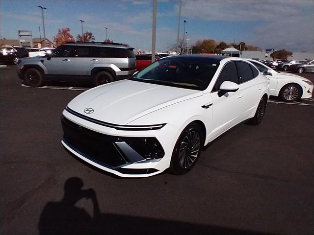 new 2025 Hyundai Sonata Hybrid car, priced at $38,502