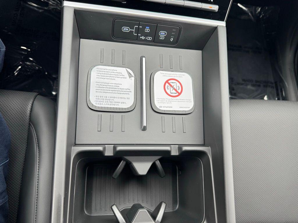 new 2026 Hyundai Santa Fe car, priced at $40,225