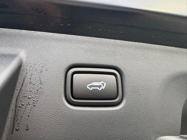 new 2026 Hyundai TUCSON Hybrid car, priced at $44,555