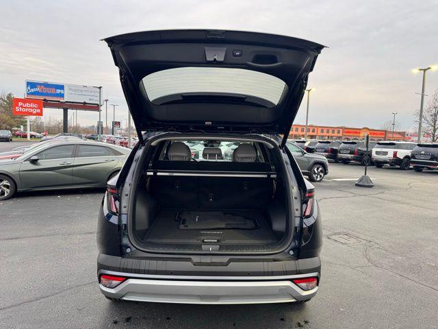 new 2026 Hyundai TUCSON Hybrid car, priced at $44,555