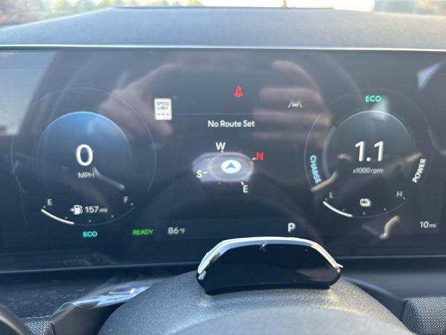 new 2025 Hyundai TUCSON Hybrid car, priced at $42,896