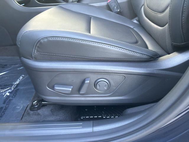 new 2025 Hyundai TUCSON Hybrid car, priced at $42,896