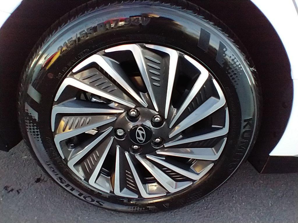 new 2025 Hyundai Sonata Hybrid car, priced at $37,196