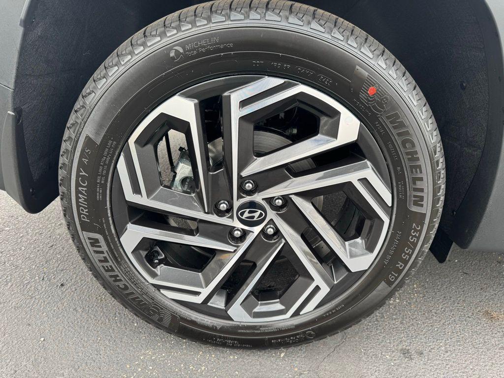 new 2026 Hyundai Tucson car, priced at $43,335