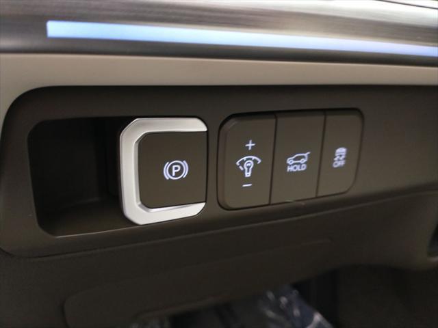 new 2025 Hyundai Santa Fe car, priced at $47,106