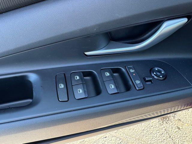 new 2026 Hyundai ELANTRA HEV car, priced at $27,835