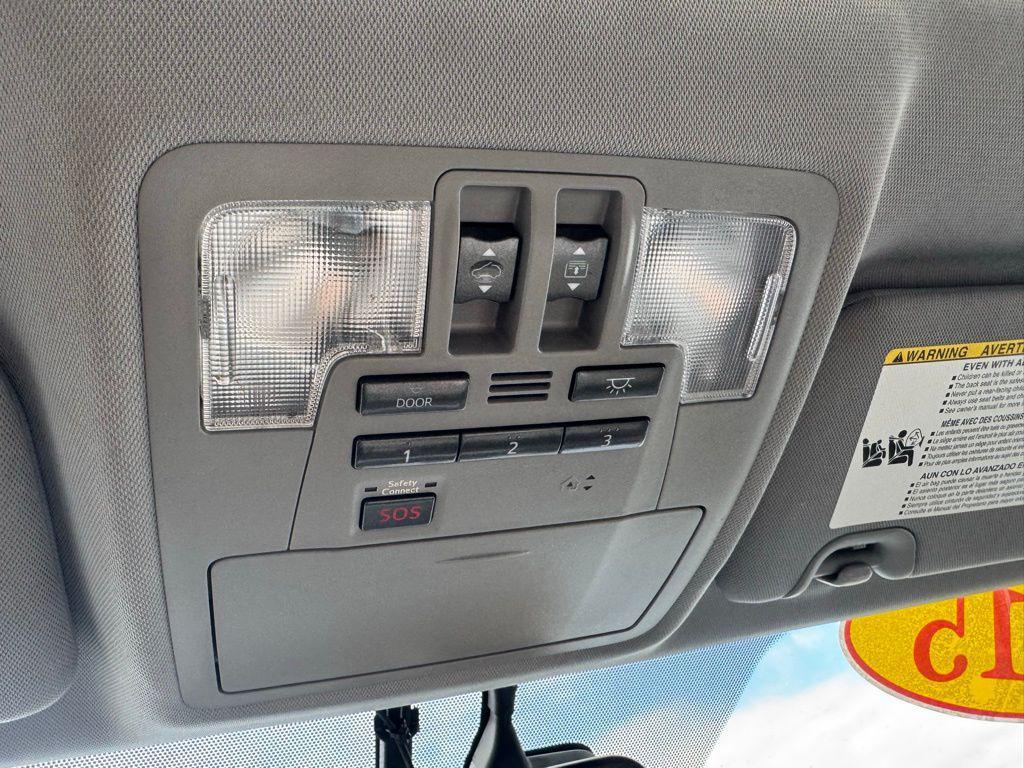 used 2015 Toyota Highlander car, priced at $19,064