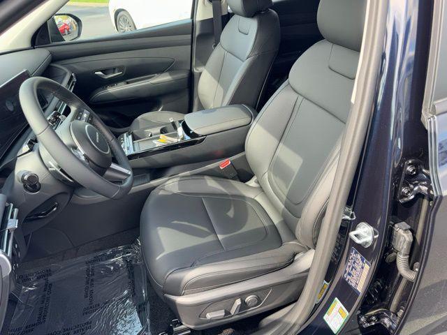 new 2025 Hyundai TUCSON Hybrid car, priced at $37,583