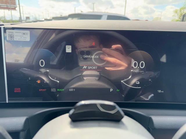 new 2025 Hyundai TUCSON Hybrid car, priced at $37,583