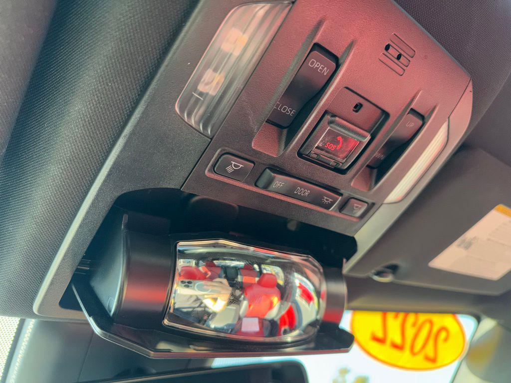 used 2022 Toyota Highlander car, priced at $34,213