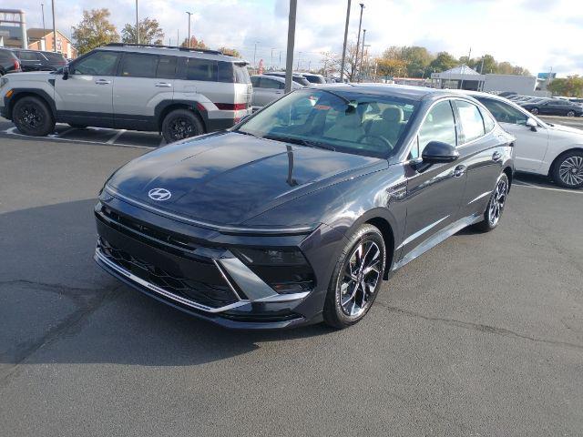 new 2025 Hyundai Sonata car, priced at $29,746