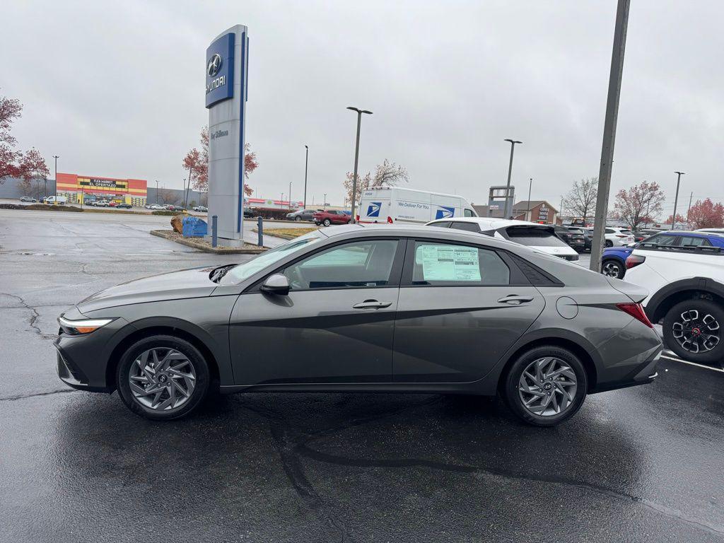 new 2026 Hyundai ELANTRA HEV car, priced at $27,315