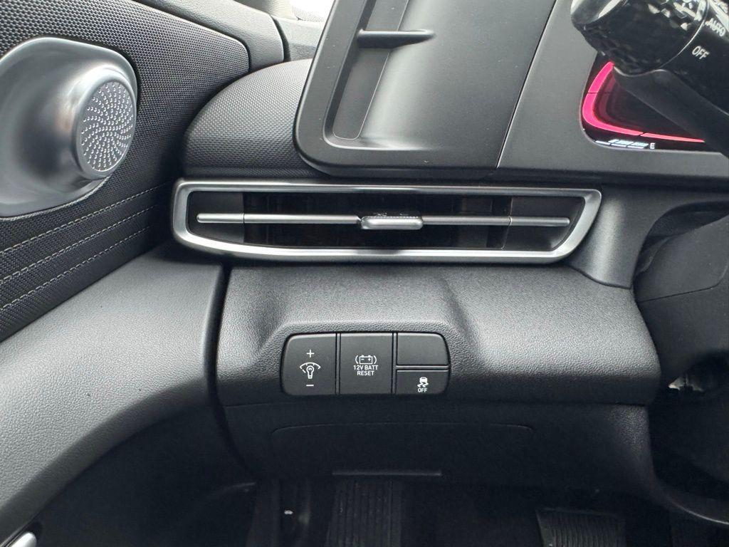 new 2026 Hyundai ELANTRA HEV car, priced at $27,315
