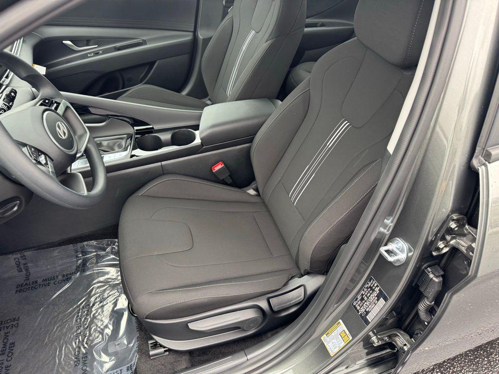 new 2026 Hyundai ELANTRA HEV car, priced at $27,315