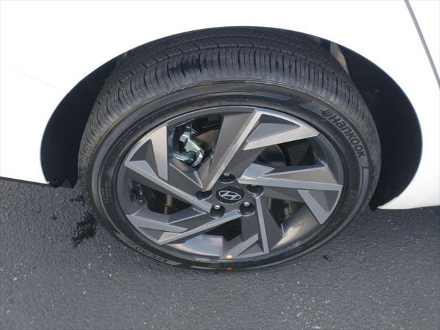 new 2025 Hyundai Elantra car, priced at $26,810