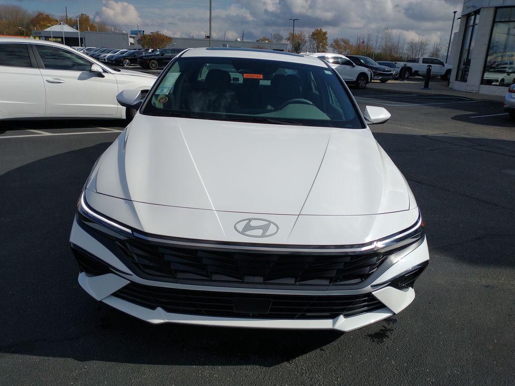 new 2025 Hyundai Elantra car, priced at $25,560