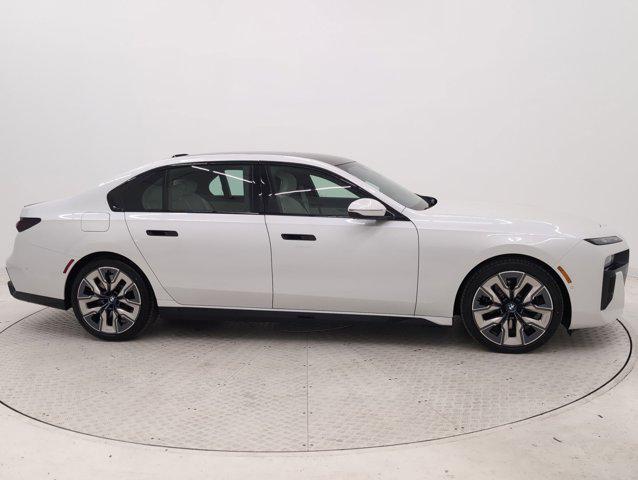 new 2025 BMW 760 car, priced at $141,485