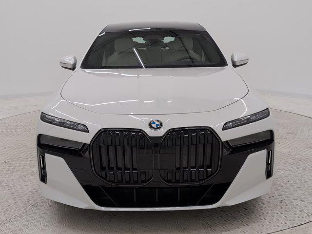 new 2025 BMW 760 car, priced at $138,485