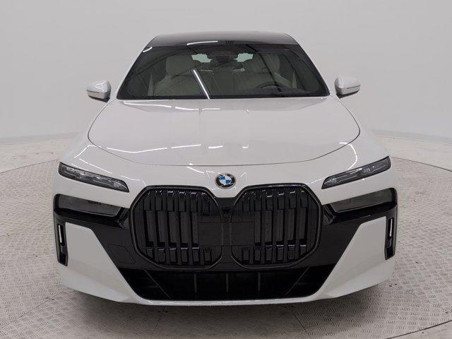 new 2025 BMW 760 car, priced at $138,485