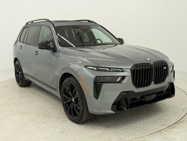 new 2025 BMW X7 car, priced at $118,575