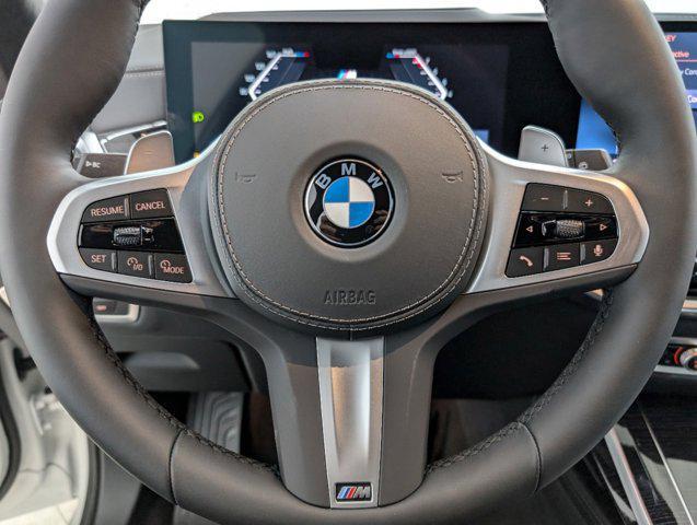 new 2025 BMW X7 car, priced at $95,425