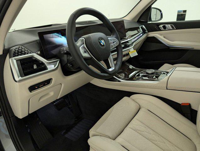 new 2025 BMW X7 car, priced at $94,325