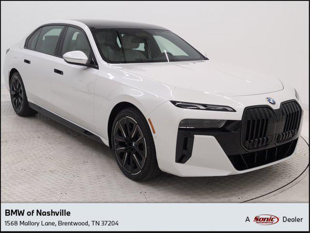 new 2025 BMW 760 car, priced at $137,535