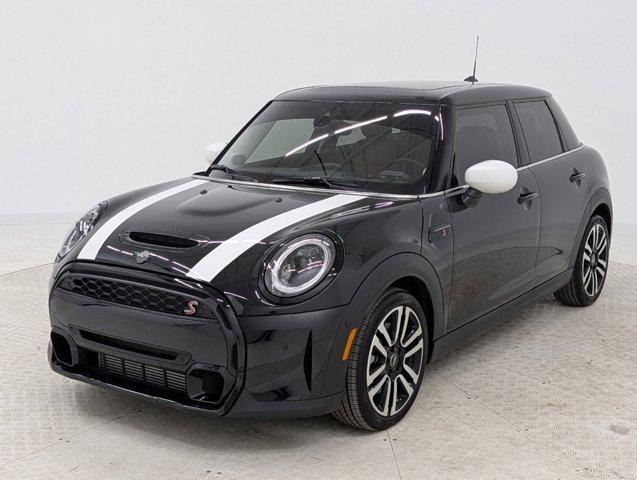 used 2024 MINI Hardtop car, priced at $29,999