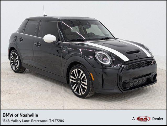 used 2024 MINI Hardtop car, priced at $29,999