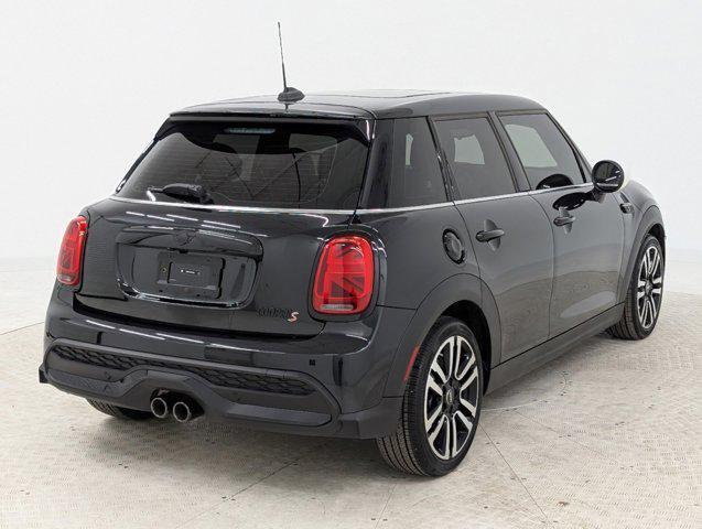 used 2024 MINI Hardtop car, priced at $29,999