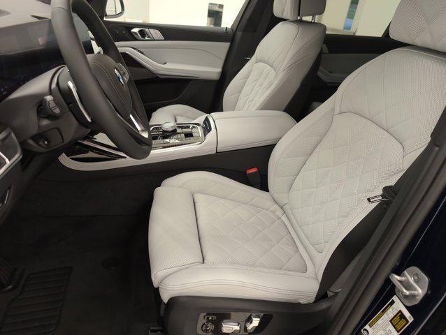new 2026 BMW X7 car, priced at $99,885
