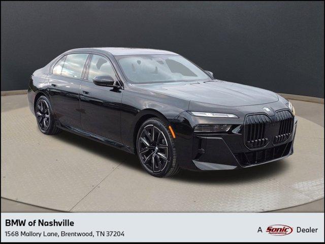 new 2024 BMW 760 car, priced at $145,595