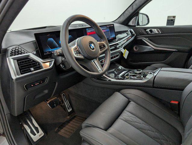 new 2025 BMW X7 car, priced at $123,475