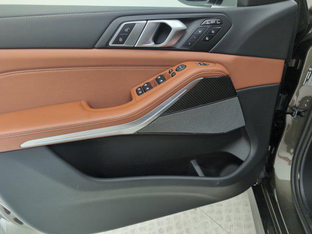 new 2026 BMW X7 car, priced at $122,385