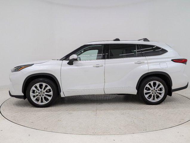 used 2022 Toyota Highlander car, priced at $36,998