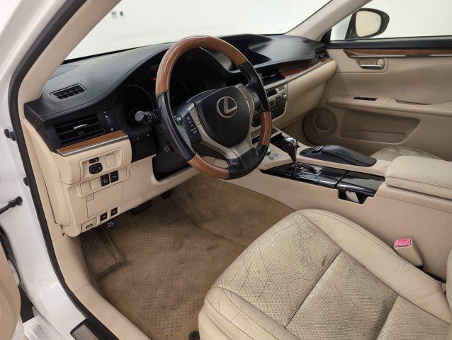 used 2013 Lexus ES 300h car, priced at $13,699