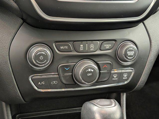 used 2019 Jeep Cherokee car, priced at $14,999