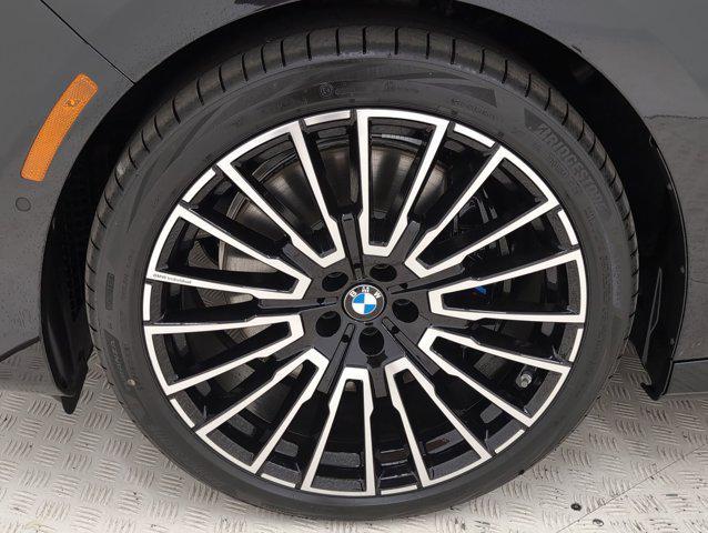 new 2025 BMW 760 car, priced at $141,485