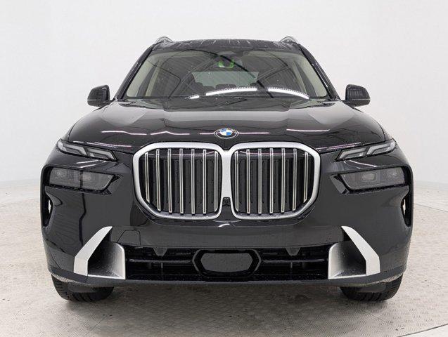 new 2025 BMW X7 car, priced at $90,380