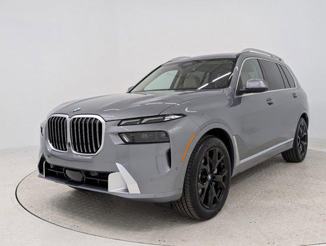 new 2025 BMW X7 car, priced at $92,725