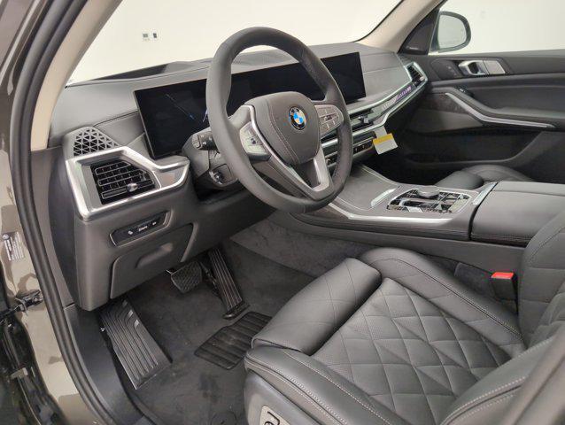 new 2026 BMW X7 car, priced at $95,235