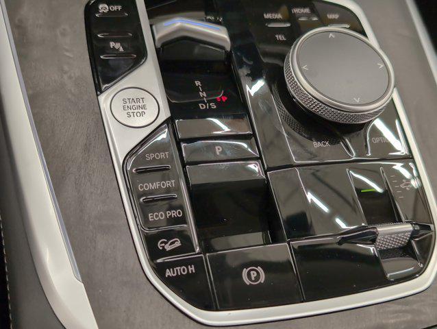 new 2026 BMW X7 car, priced at $95,235