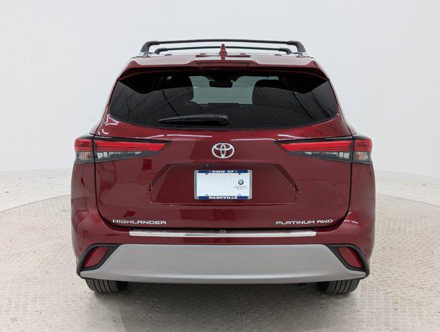 used 2021 Toyota Highlander car, priced at $40,298