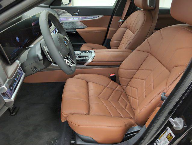 new 2025 BMW 760 car, priced at $141,255